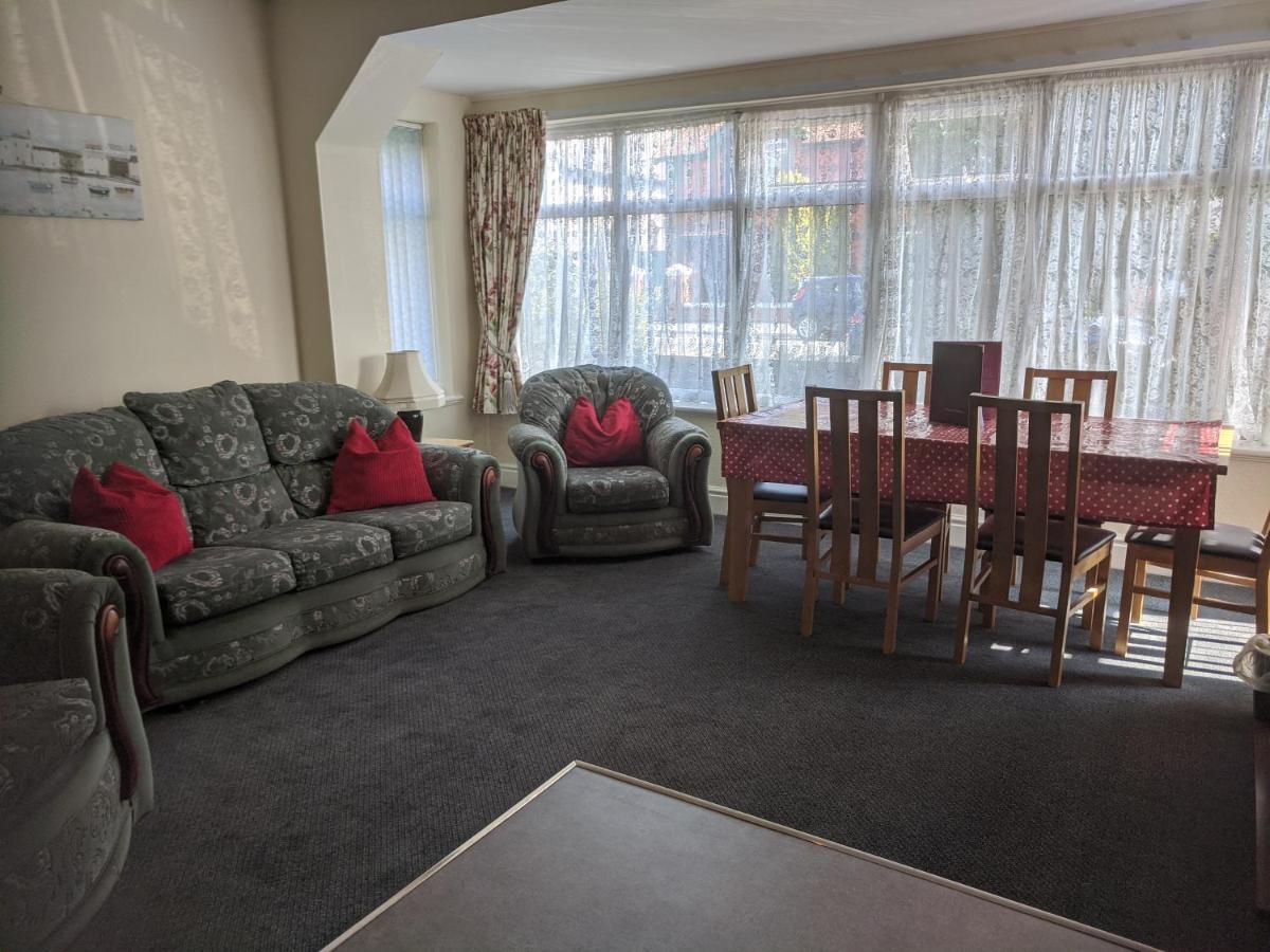 Buile Hill Holiday Flats Llandudno Esterno foto